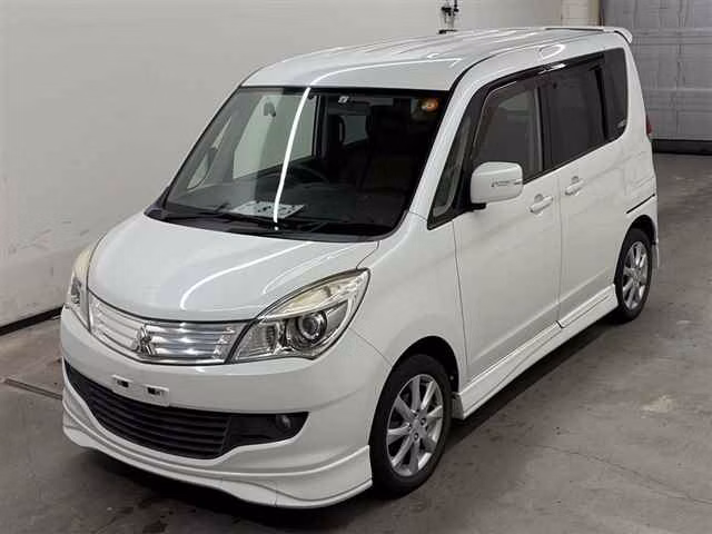 MITSUBISHI DELICA D:2