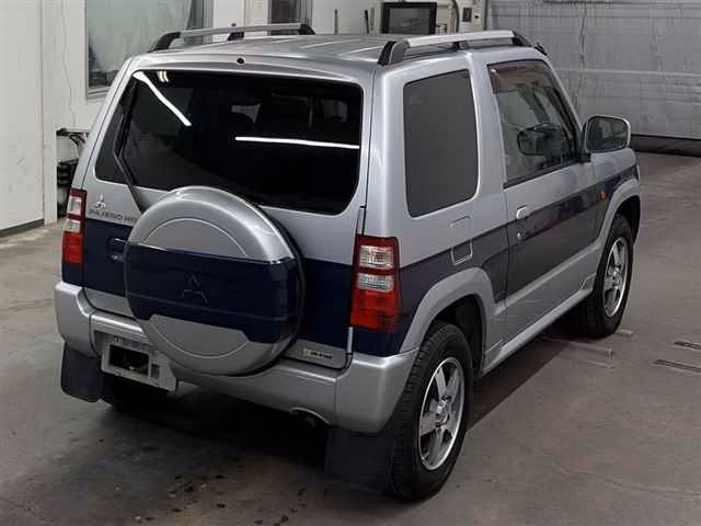 MITSUBISHI PAJERO MINI