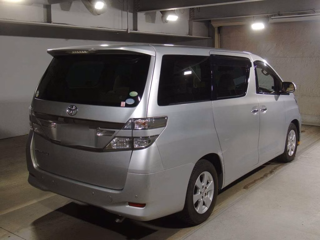 TOYOTA VELLFIRE