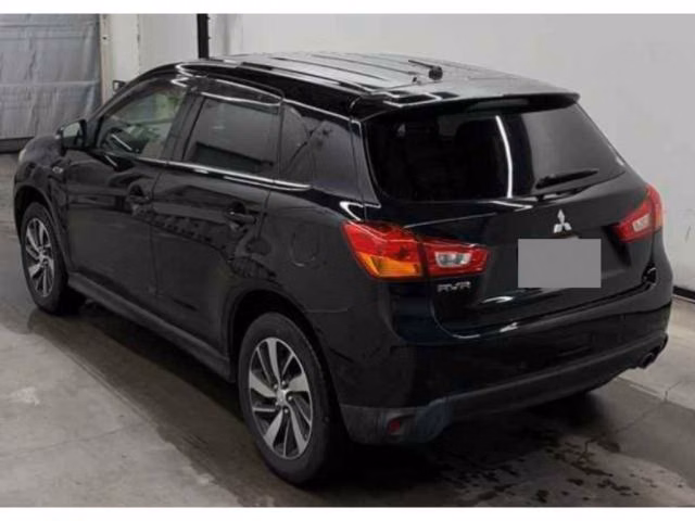 MITSUBISHI RVR