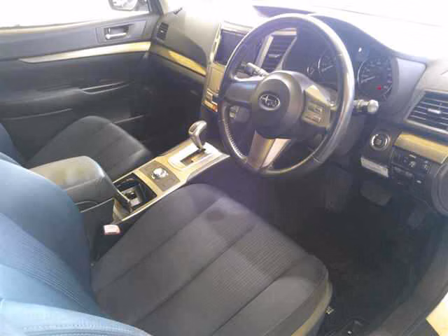 SUBARU LEGACY