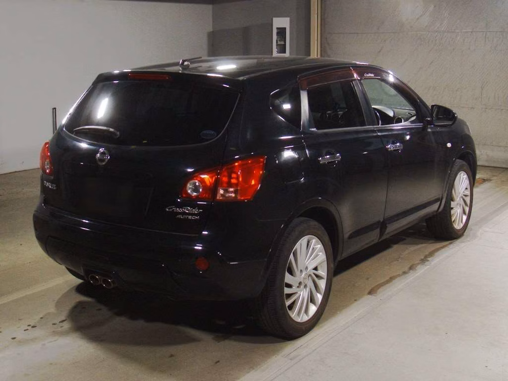 NISSAN DUALIS