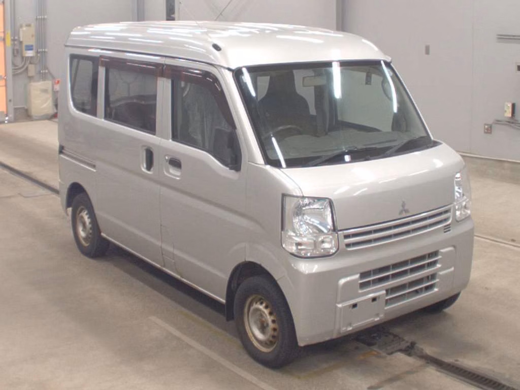 MITSUBISHI MINICAB