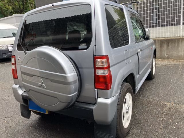 MITSUBISHI PAJERO MINI