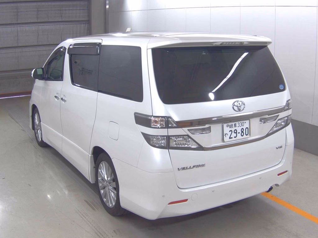 TOYOTA VELLFIRE