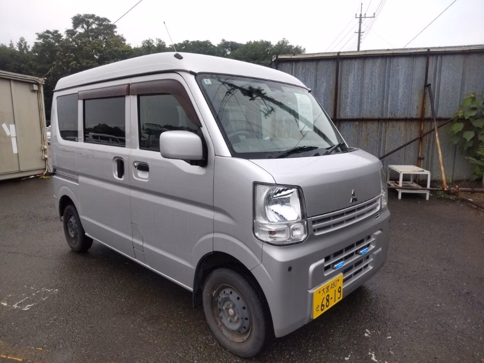 MITSUBISHI MINICAB