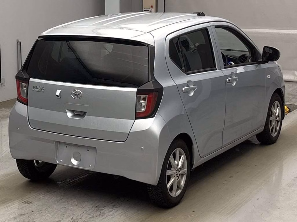 TOYOTA PIXIS EPOCH