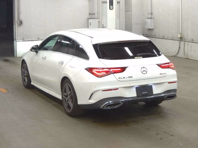 MERCEDES-BENZ CLA-CLASS
