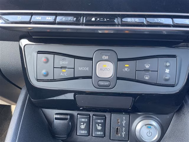 NISSAN LEAF