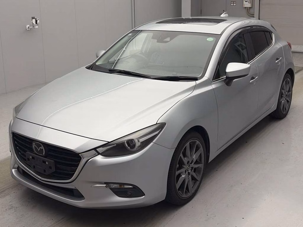 MAZDA AXELA