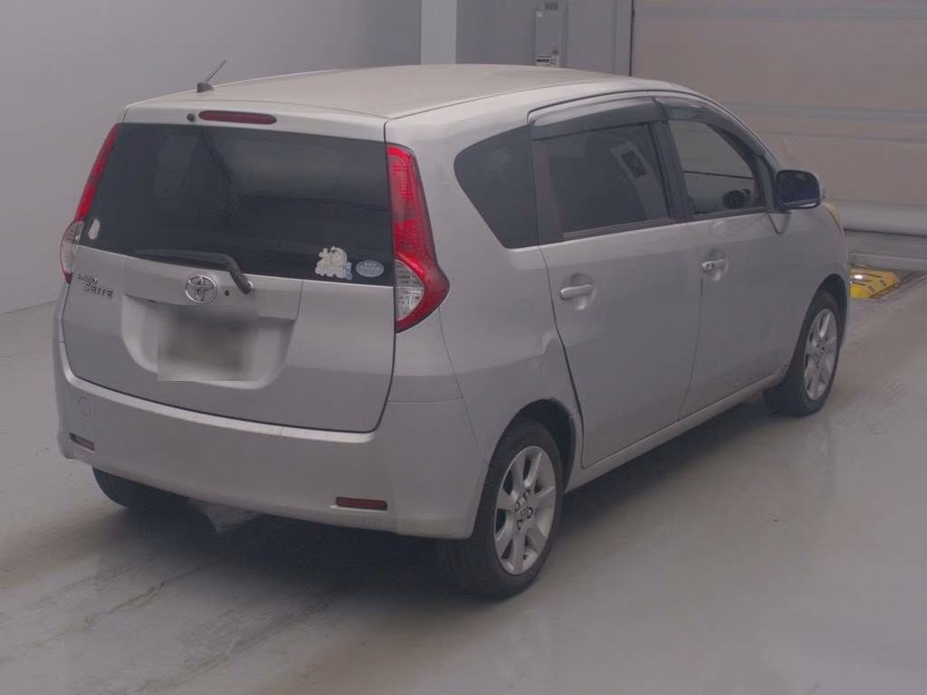 TOYOTA PASSO SETTE