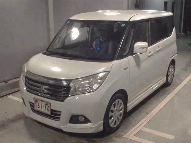 MITSUBISHI DELICA D:2