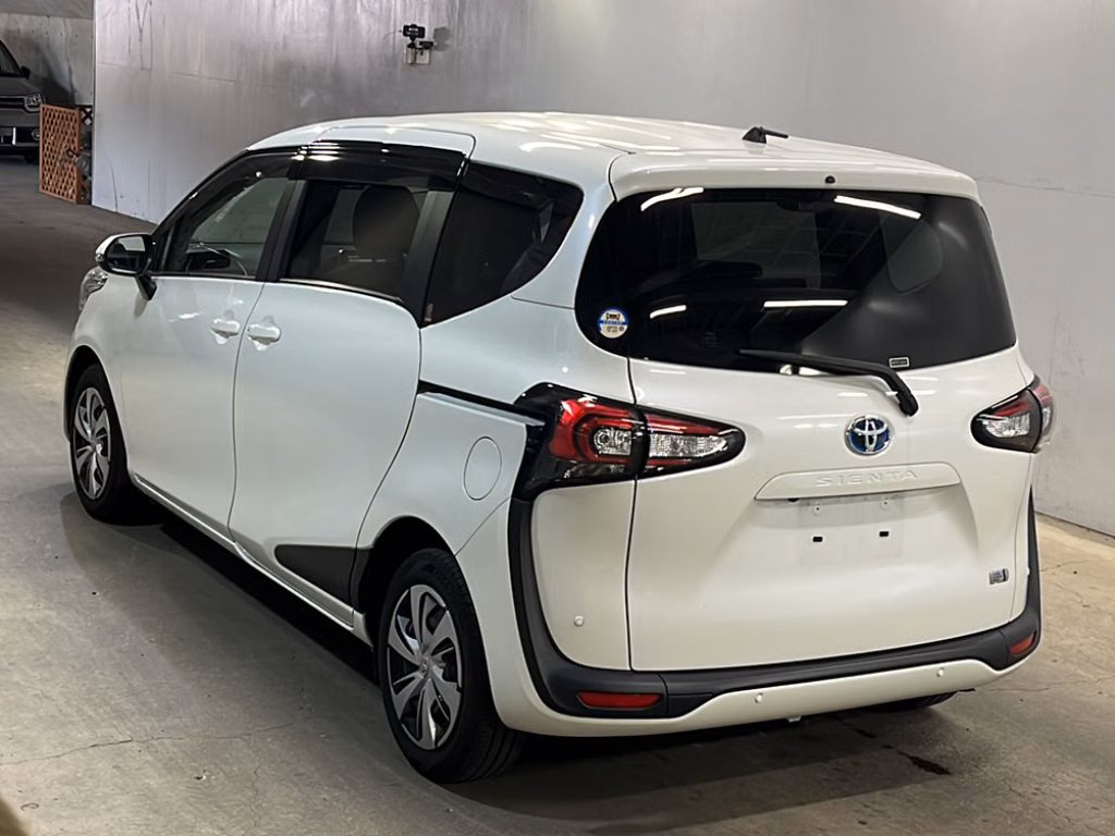 TOYOTA SIENTA