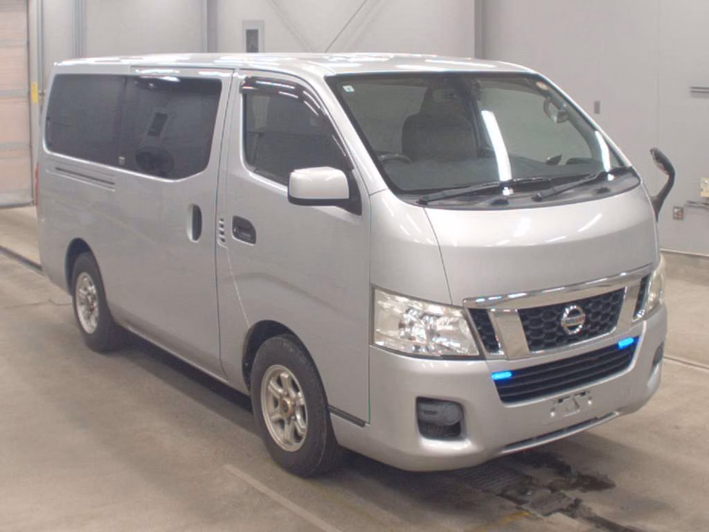 NISSAN NV350 CARAVAN