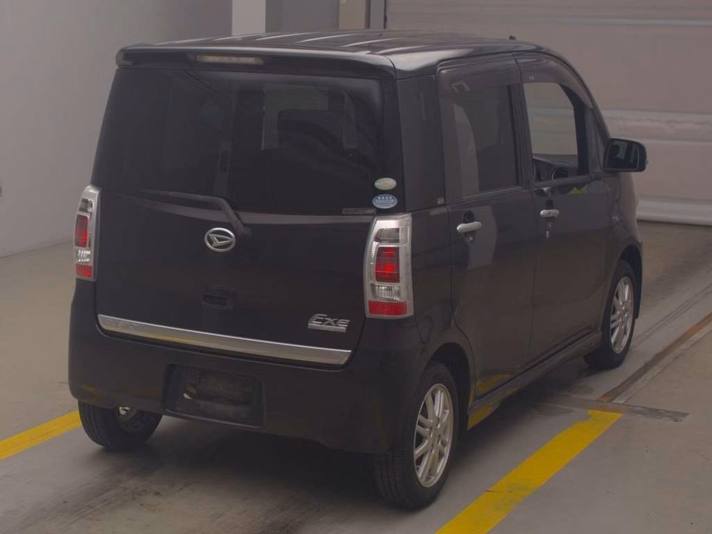 DAIHATSU TANTO EXE