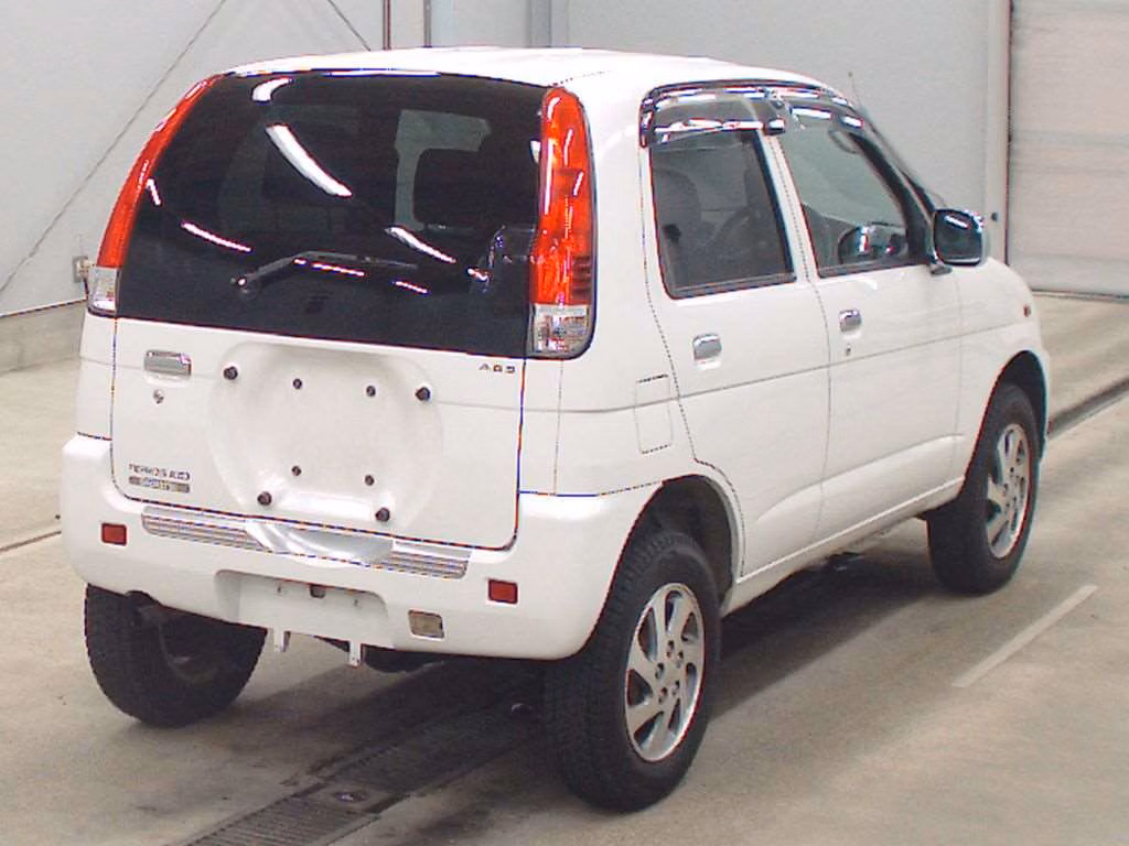 DAIHATSU TERIOS KID