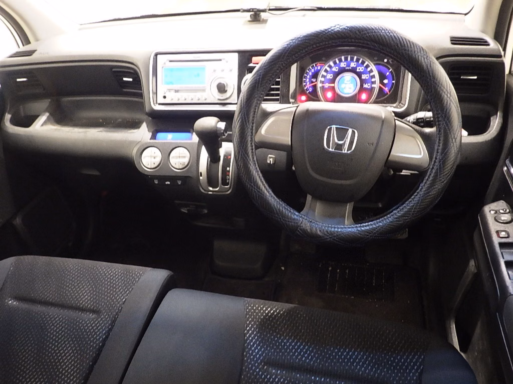 HONDA LIFE