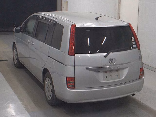 TOYOTA ISIS