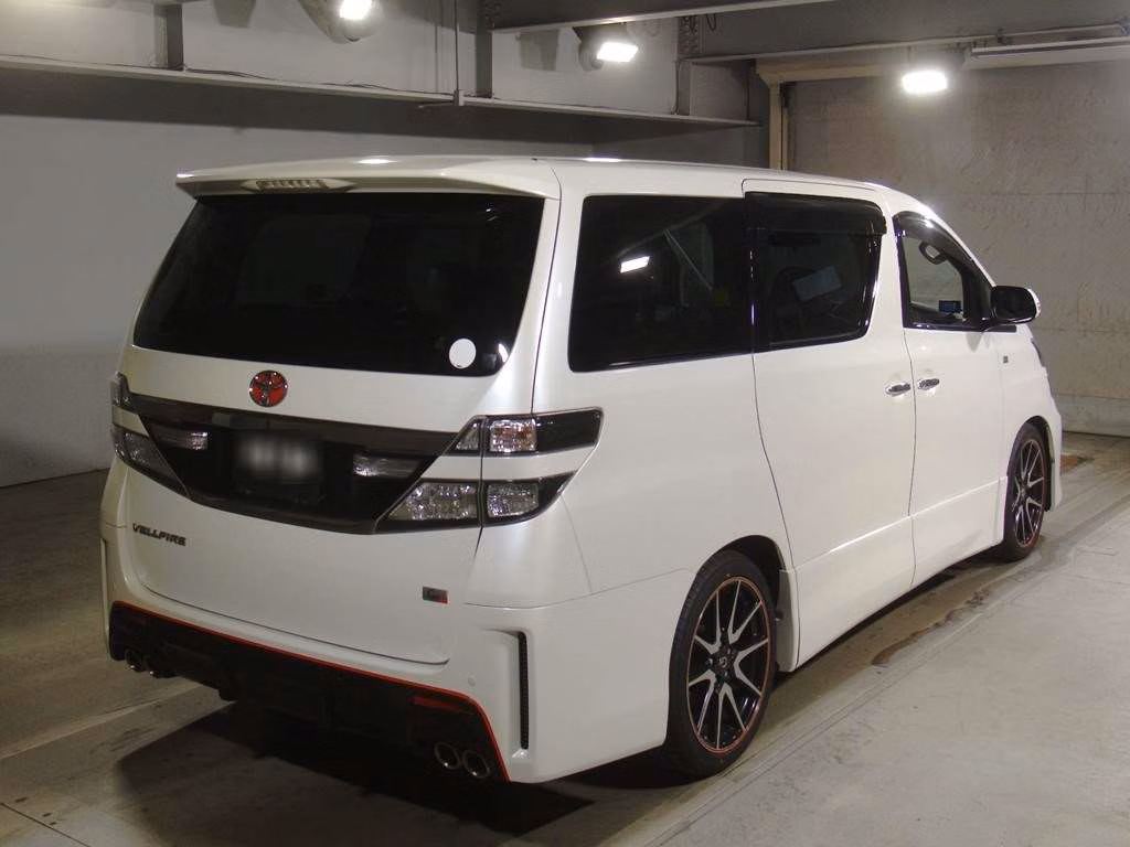 TOYOTA VELLFIRE