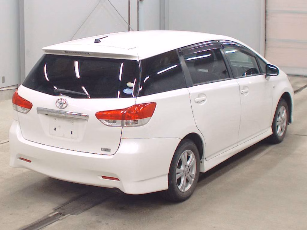 TOYOTA WISH