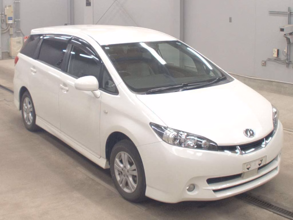 TOYOTA WISH