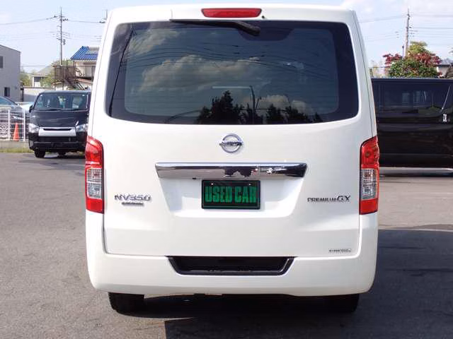 NISSAN NV350 CARAVAN
