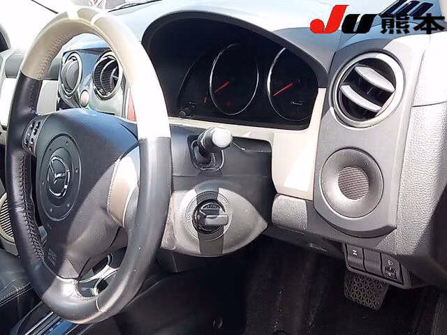 MAZDA VERISA