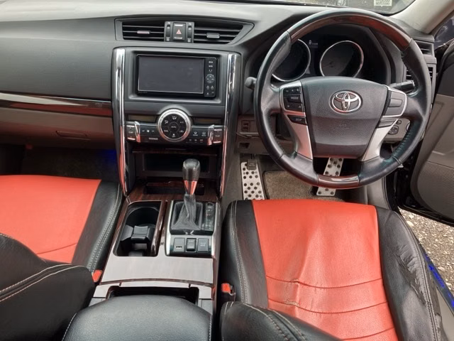 TOYOTA MARK X
