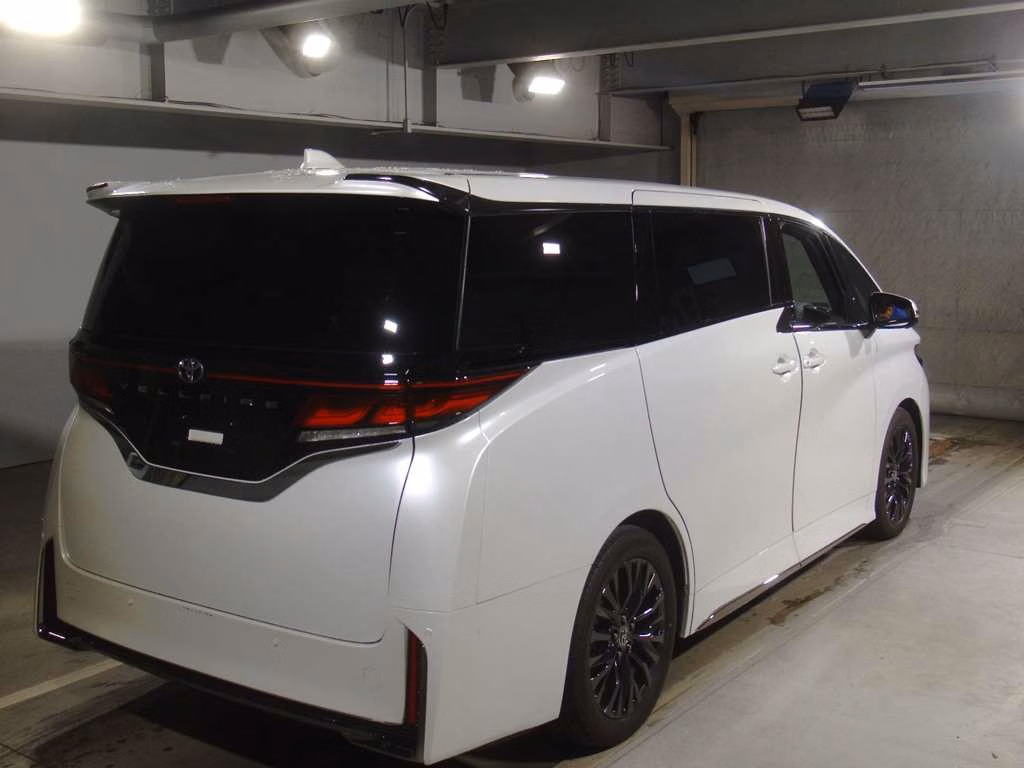 TOYOTA VELLFIRE