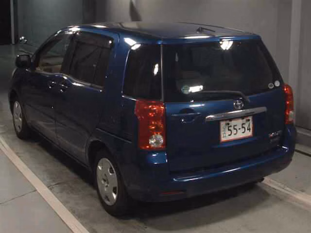 TOYOTA RAUM