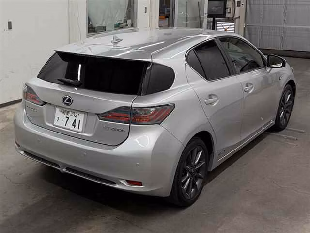LEXUS CT200H