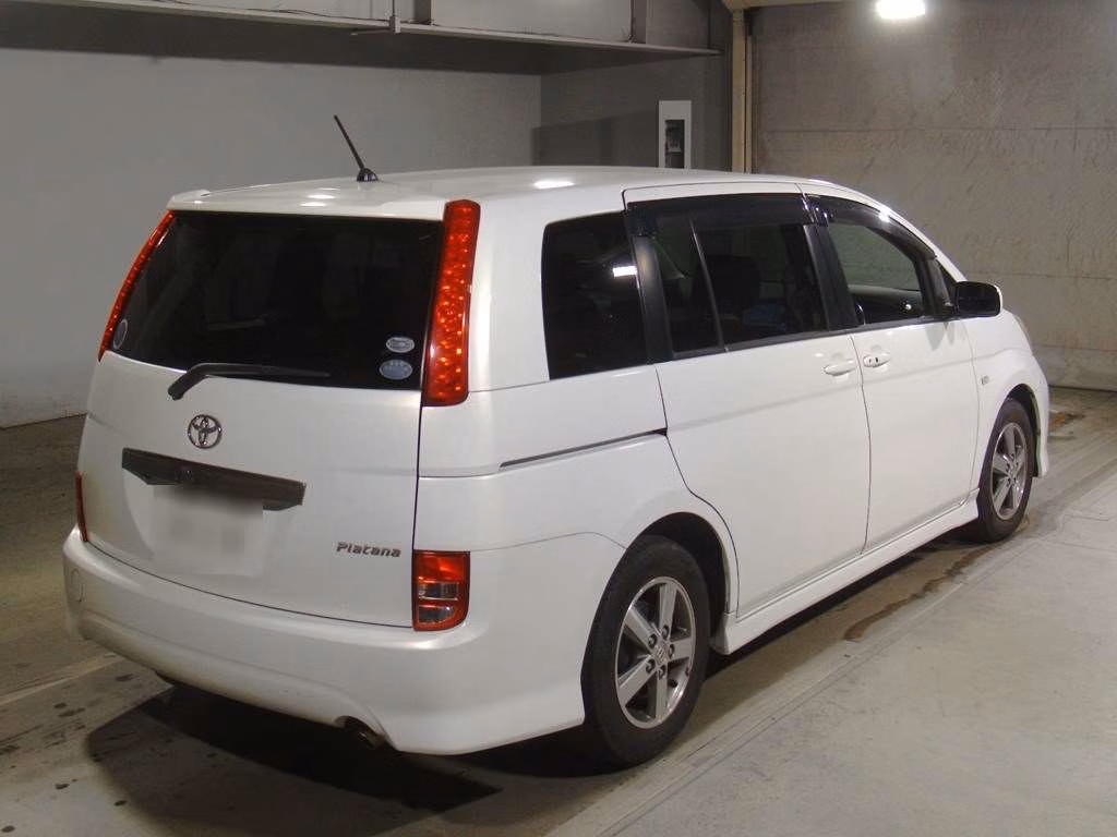 TOYOTA ISIS