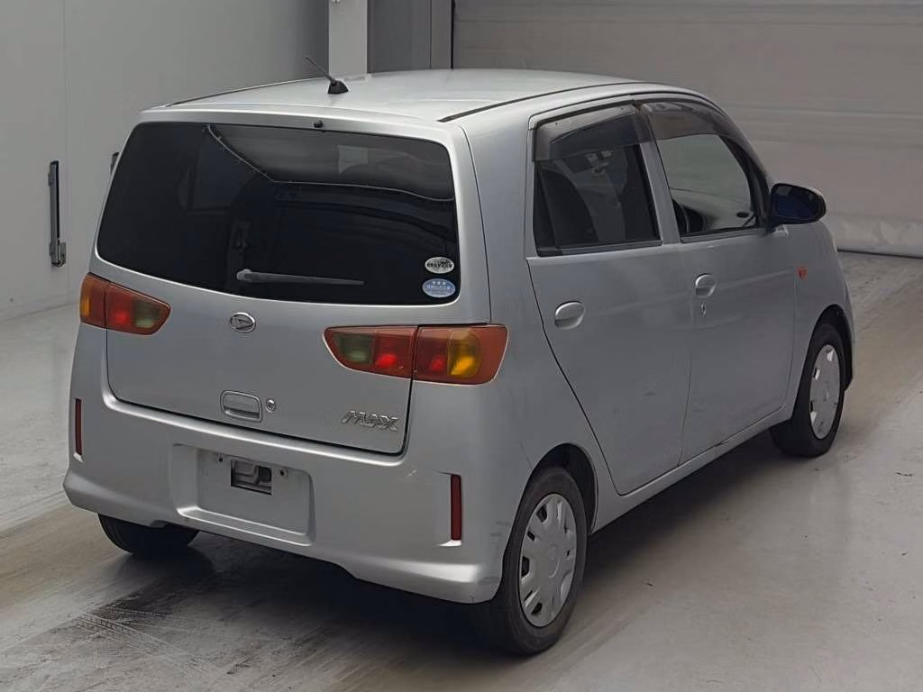 DAIHATSU MAX