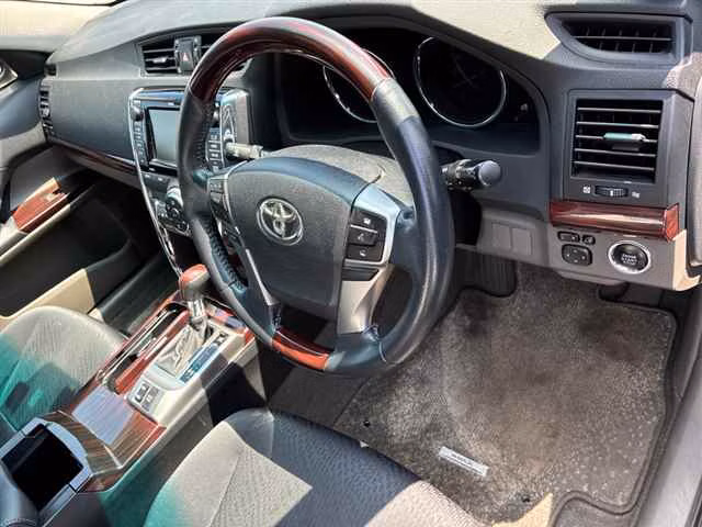 TOYOTA MARK X