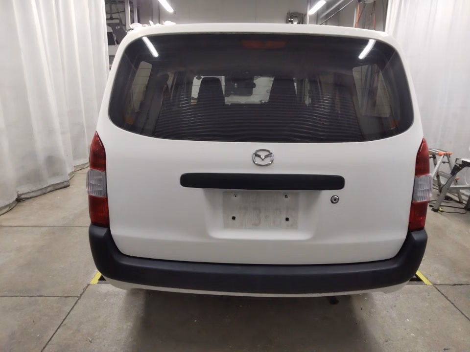 MAZDA FAMILIA