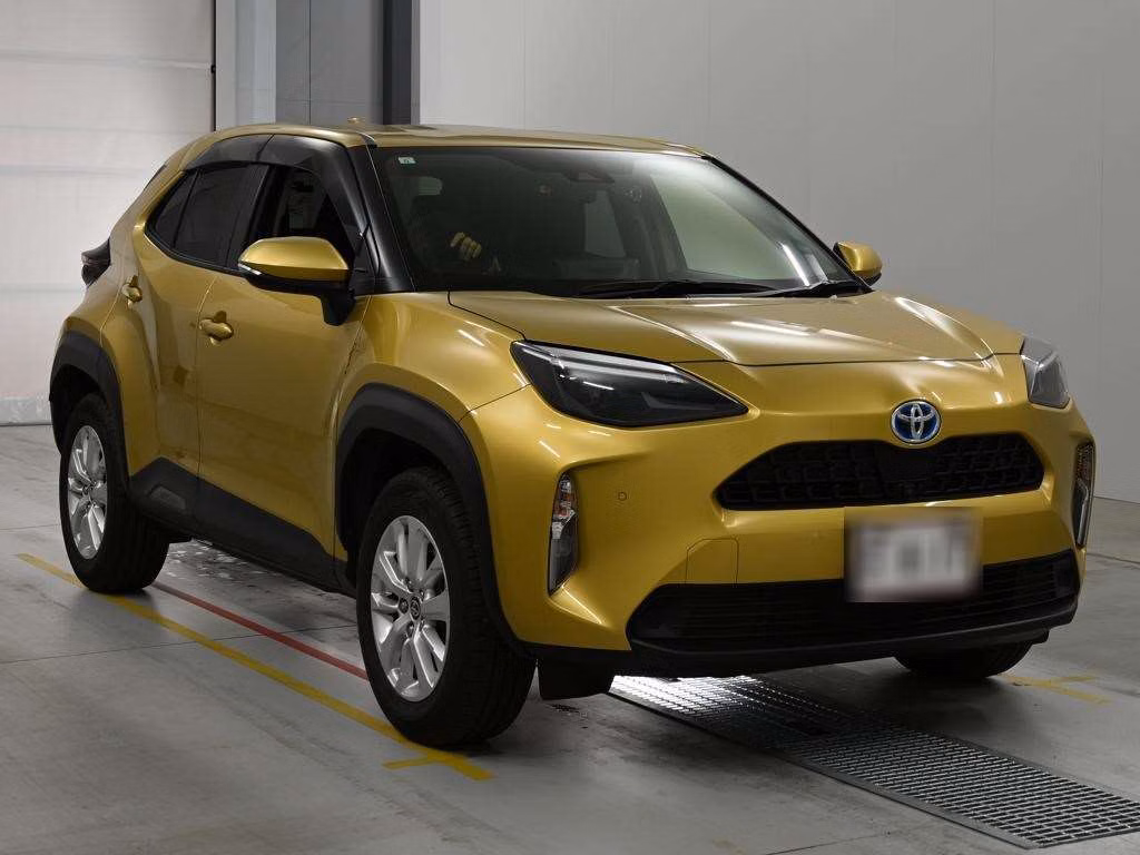 TOYOTA YARIS CROSS