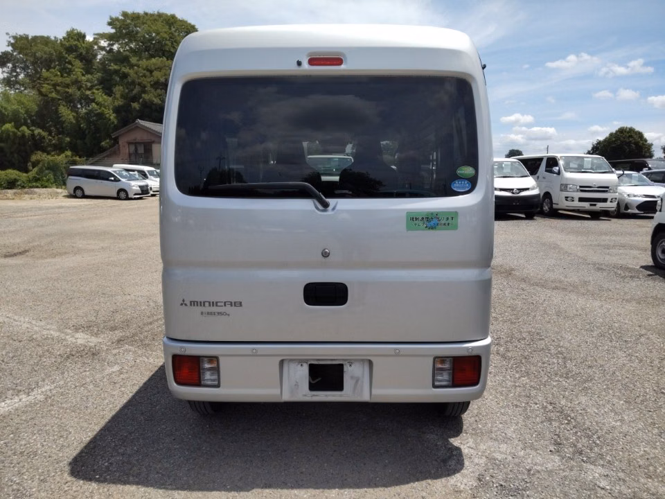 MITSUBISHI MINICAB