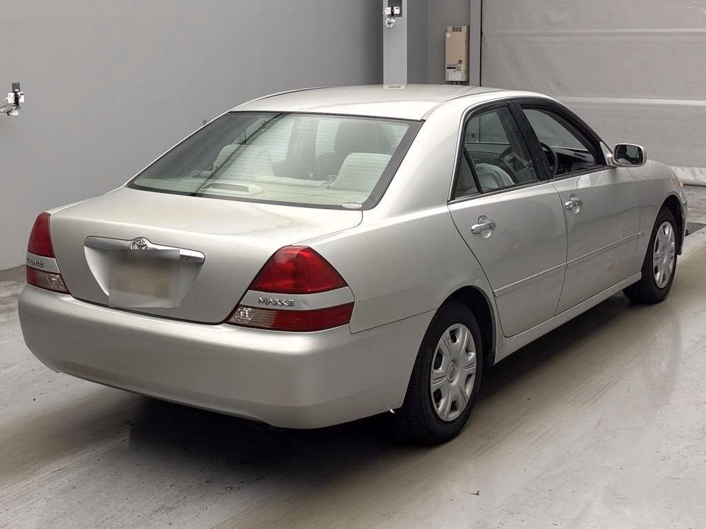 TOYOTA MARK II