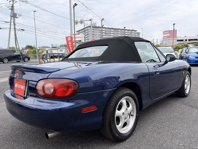 MAZDA ROADSTER