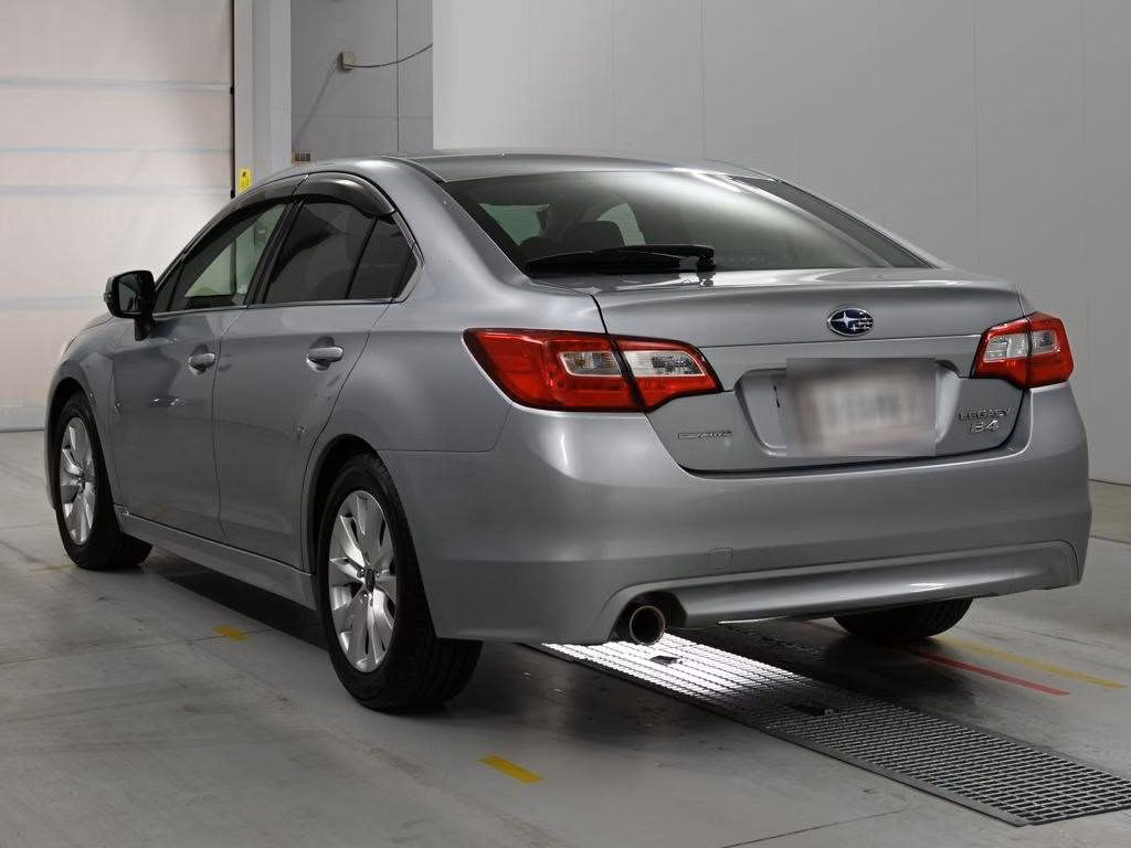 SUBARU LEGACY B4