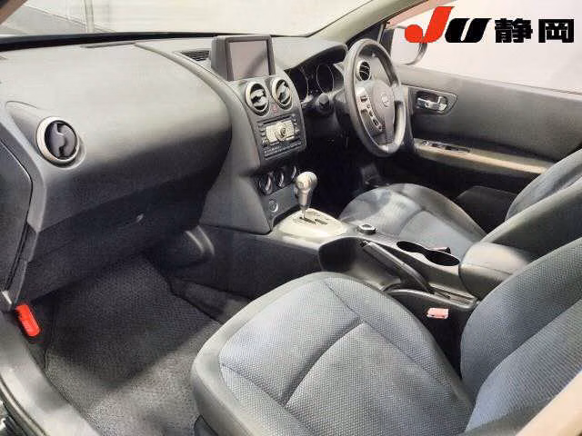 NISSAN DUALIS