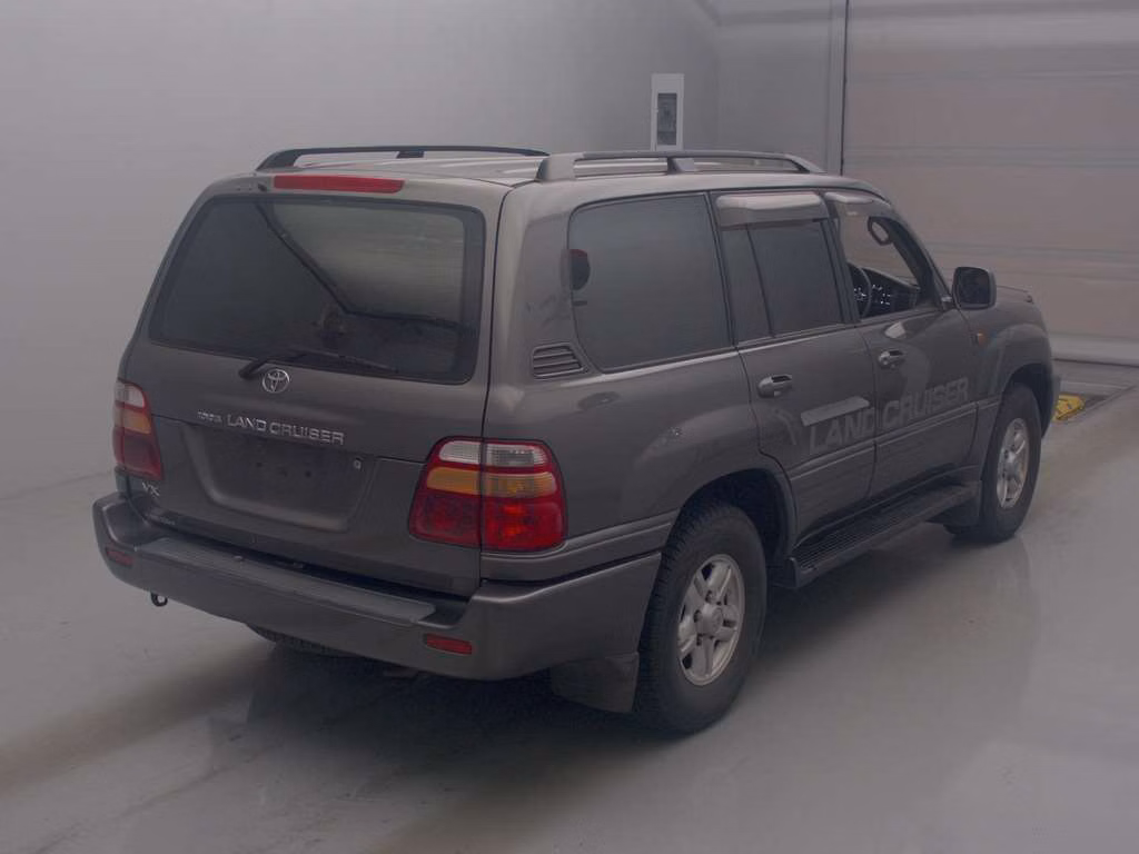 TOYOTA LAND CRUISER