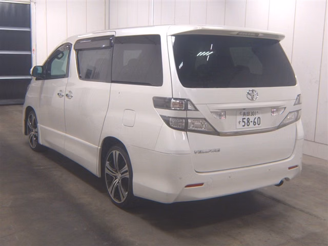 TOYOTA VELLFIRE