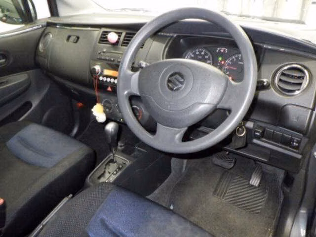 SUZUKI CERVO