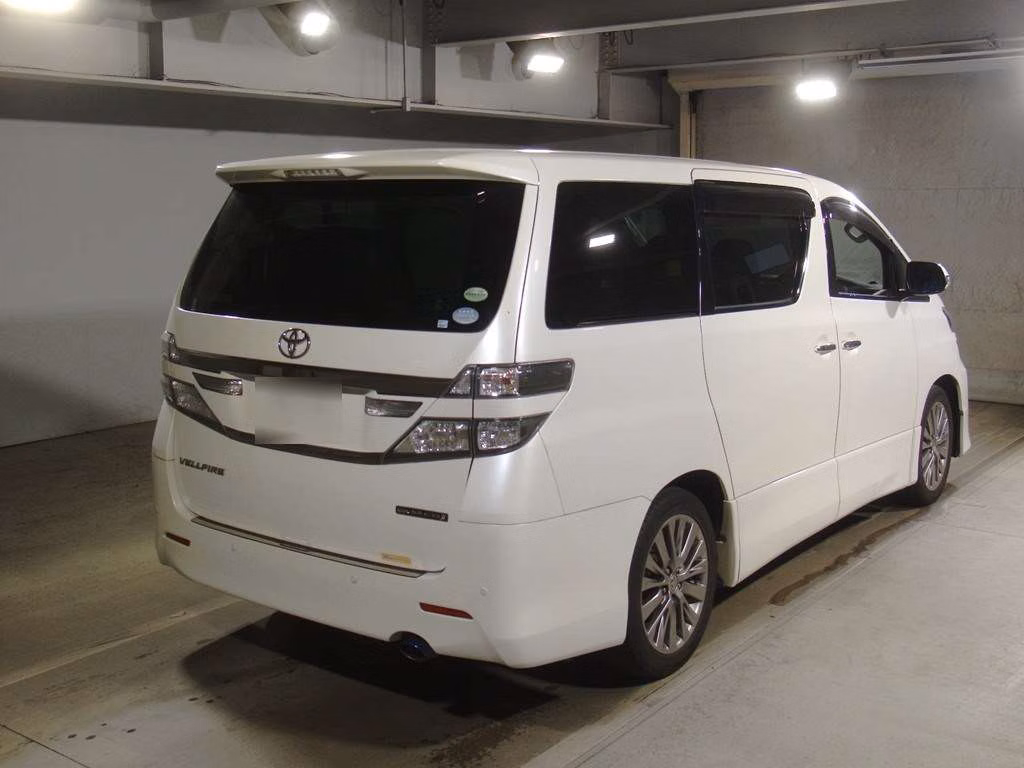 TOYOTA VELLFIRE