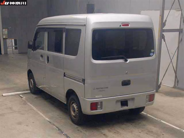 MITSUBISHI MINICAB