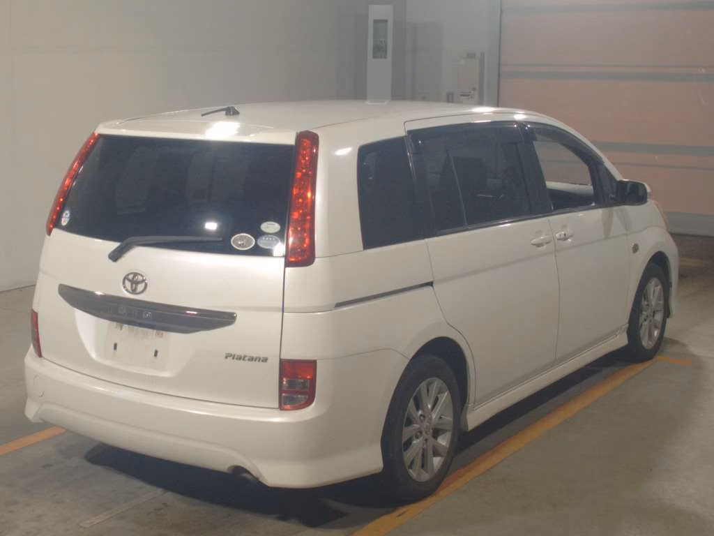 TOYOTA ISIS