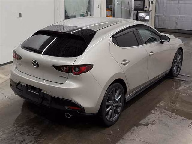 MAZDA MAZDA3