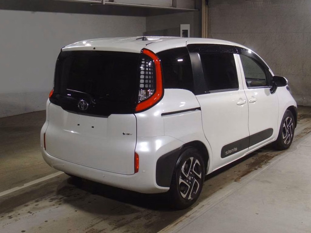 TOYOTA SIENTA