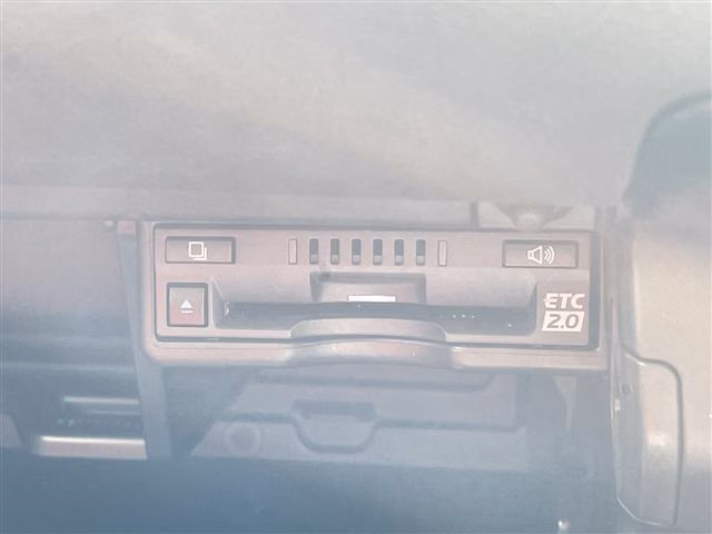 LEXUS UX200
